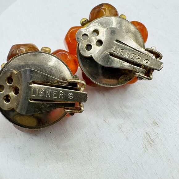 KRAMER Vintage Orange Beaded Floral Earrings Clip On Clustered Gold Tone Classic - Picture 10 of 11